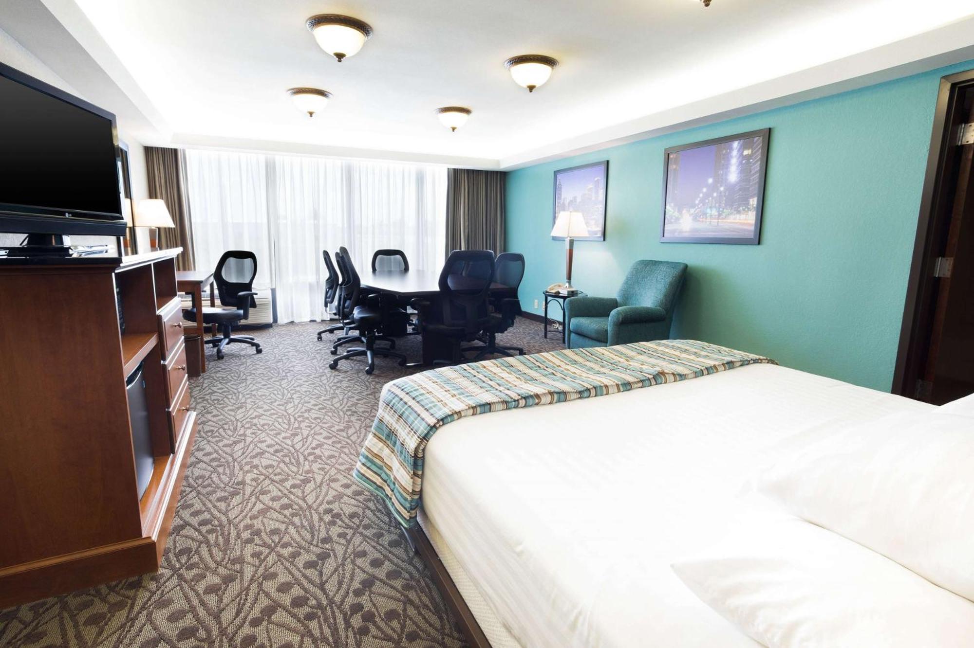 Drury Inn & Suites Atlanta Morrow Eksteriør billede